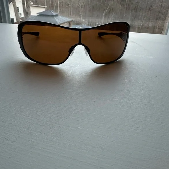 Oakley Liv Shield Sunglasses - Polished Chocolate - Picture 5 of 12